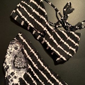 Reversible Black and White Bikini